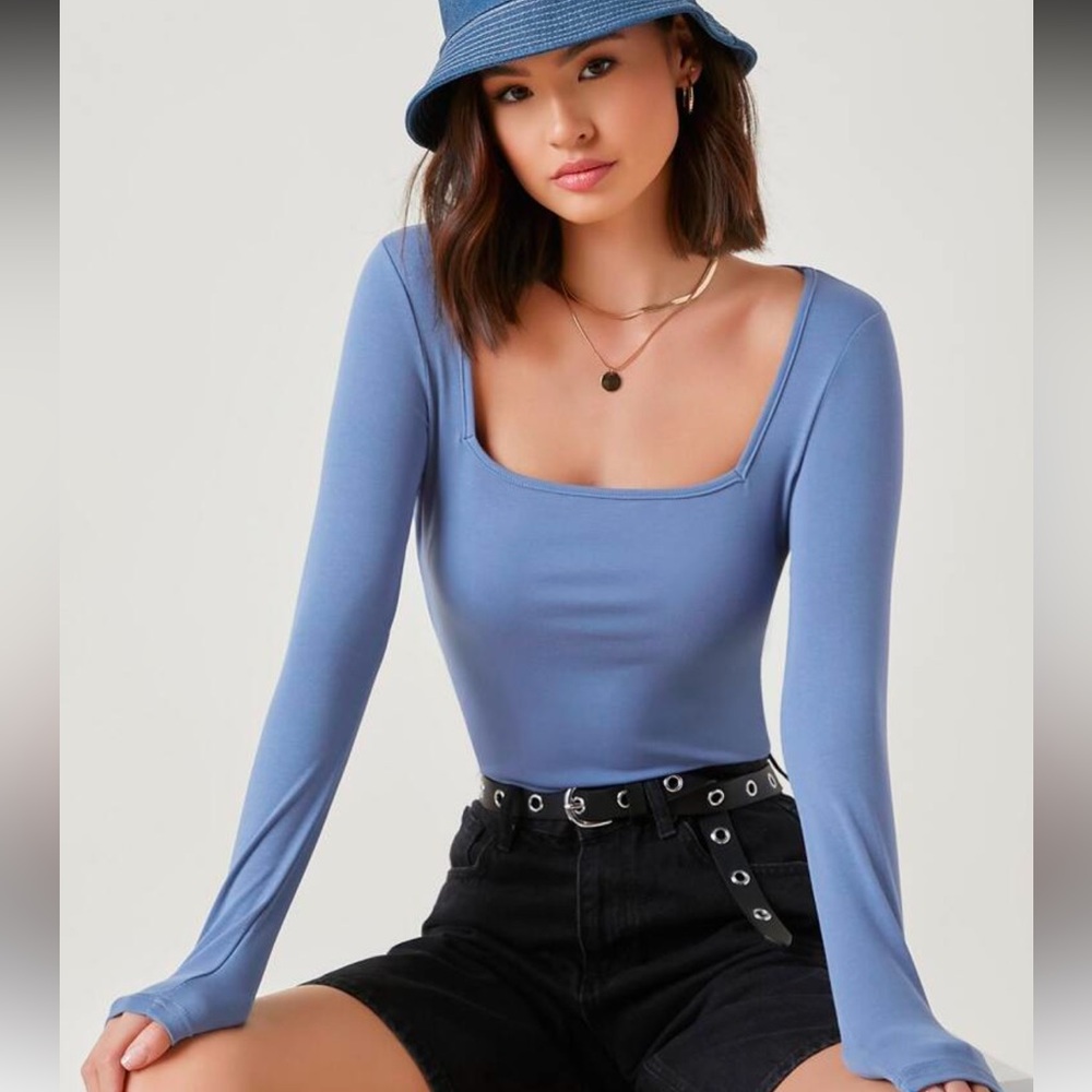 Square Neck Form Fitted Tee